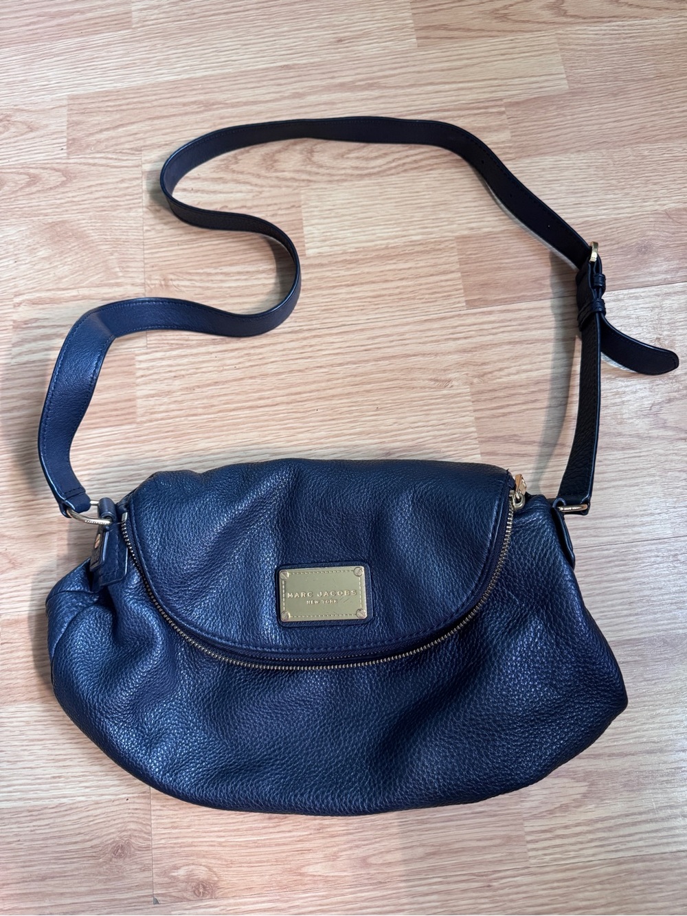 Marc Jacobs Navy Pebbled Leather Crossbody with Gold Plaque